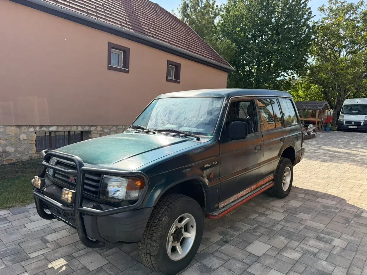 Mitsubishi Pajero 1998 photo 3