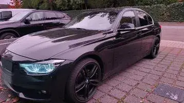 BMW 318I