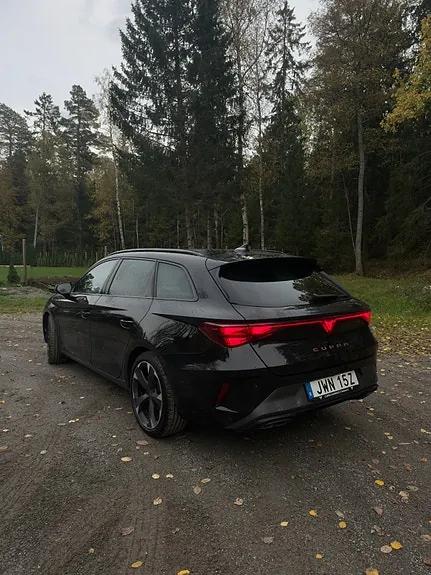 Cupra Leon 2025 photo 2