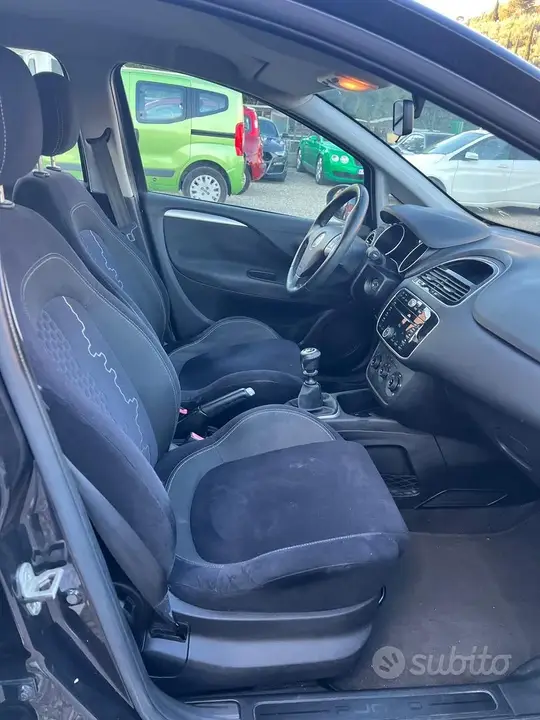 Fiat Punto 2014 photo 4