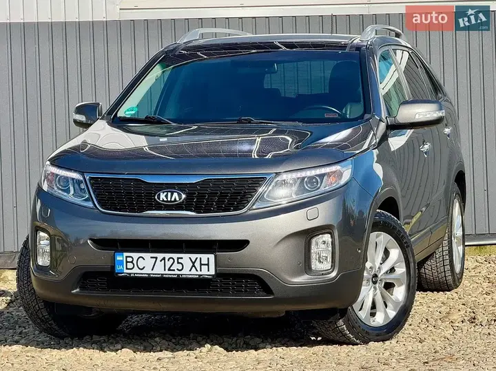 Kia Sorento 2013 photo 2