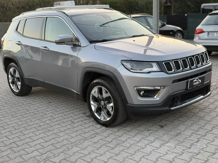 Jeep Compass 2018 photo 2