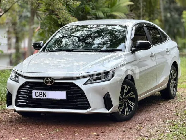 Toyota Yaris Ativ