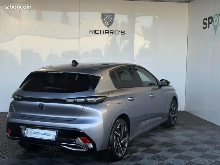 Peugeot 308 2025 photo 4