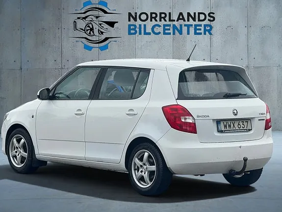 Skoda Fabia 2014 photo 3