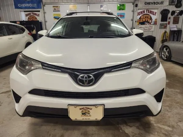 Toyota Rav4 2017 photo 2