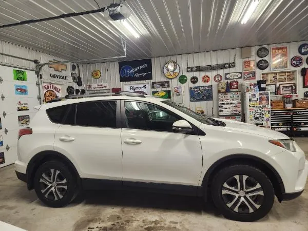 Toyota Rav4 2017 photo 4