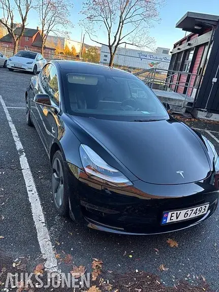 Tesla Model 3 2019 photo 4