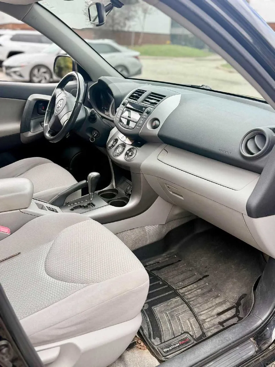 Toyota Rav4 2008 photo 5