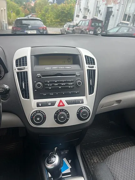 Kia Ceed 2008 photo 4