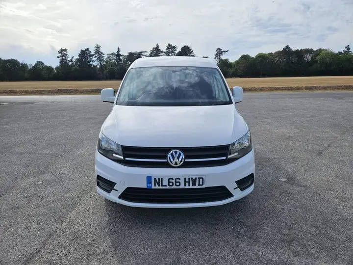 Volkswagen Caddy 2016 photo 2