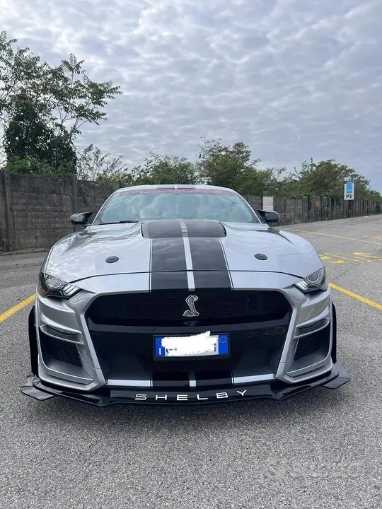 Ford Mustang 2021 photo 2