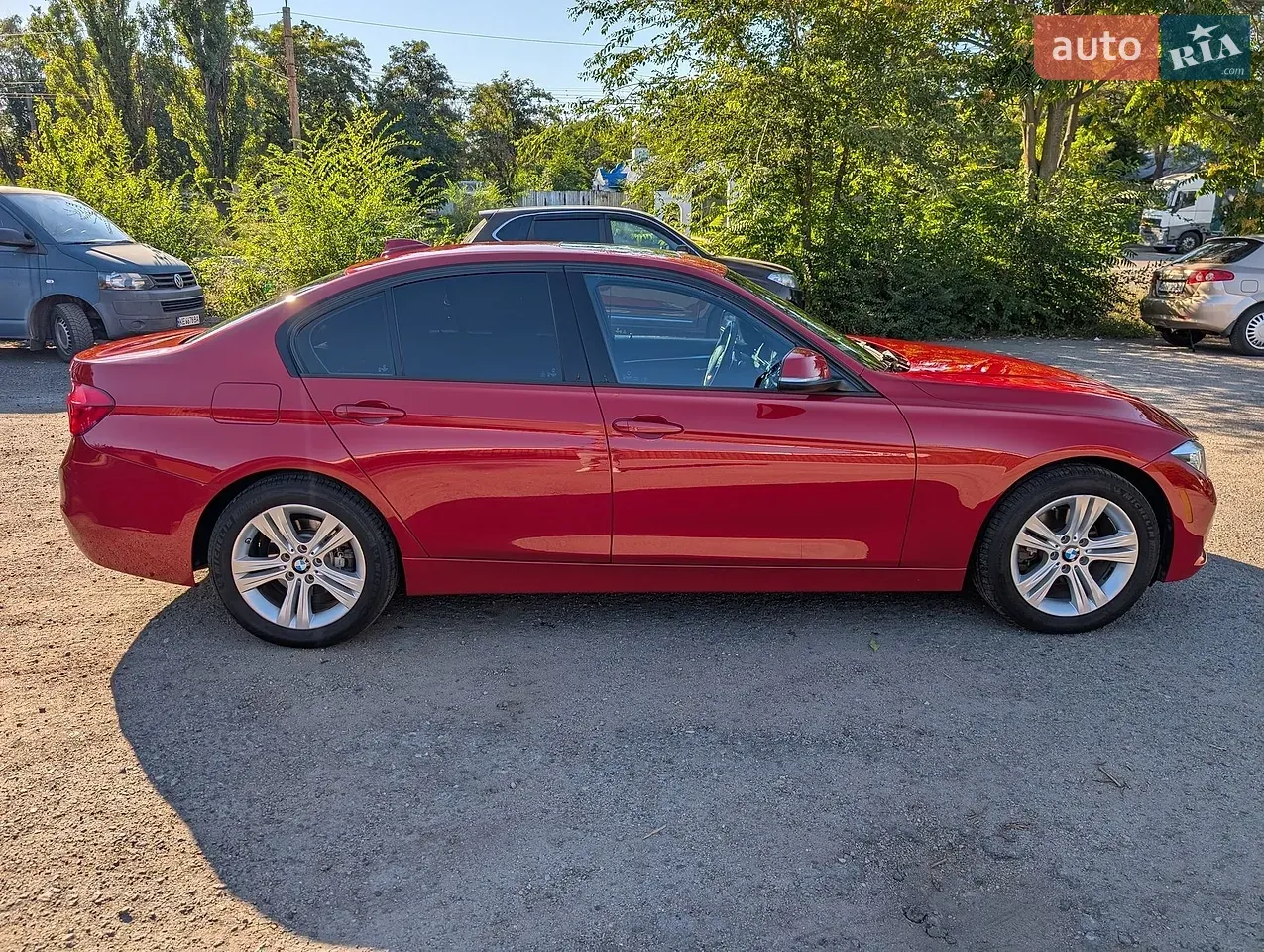 BMW 3 Series 2016 photo 2