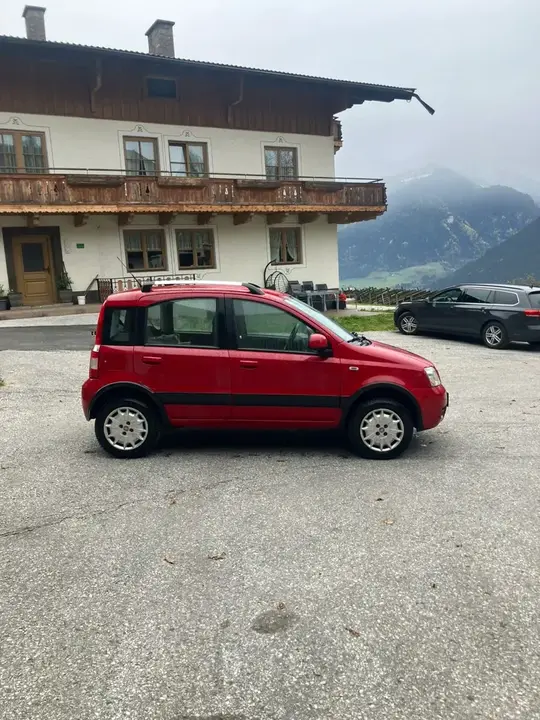 Fiat Panda 4X4 2011 photo 2