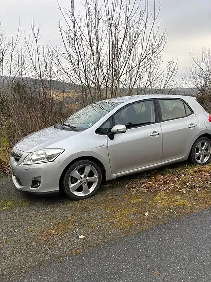 Toyota Auris 2010 photo 4