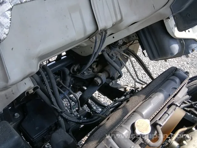 Isuzu Elf 2003 photo 4