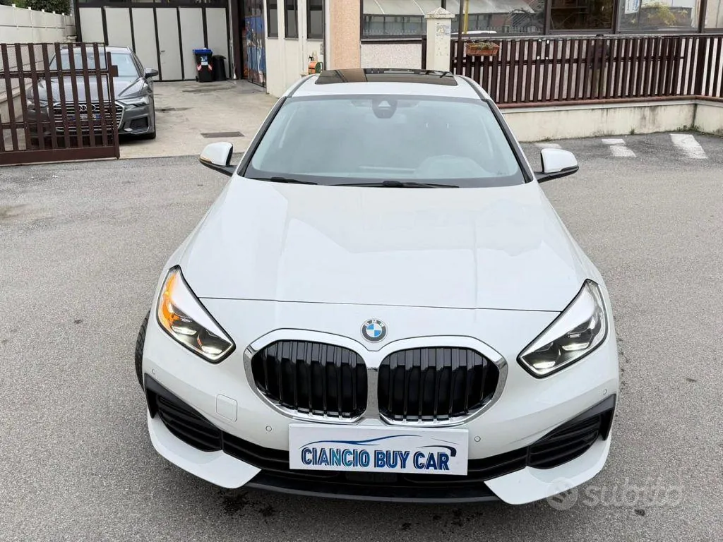 BMW 120D 2023 photo 3