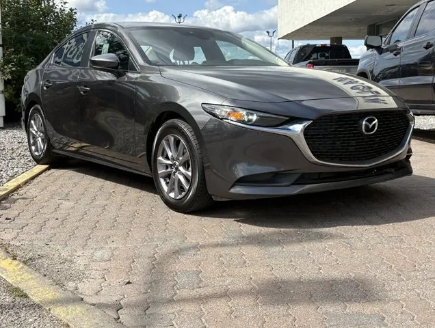 Mazda Mazda3 2020 photo 2