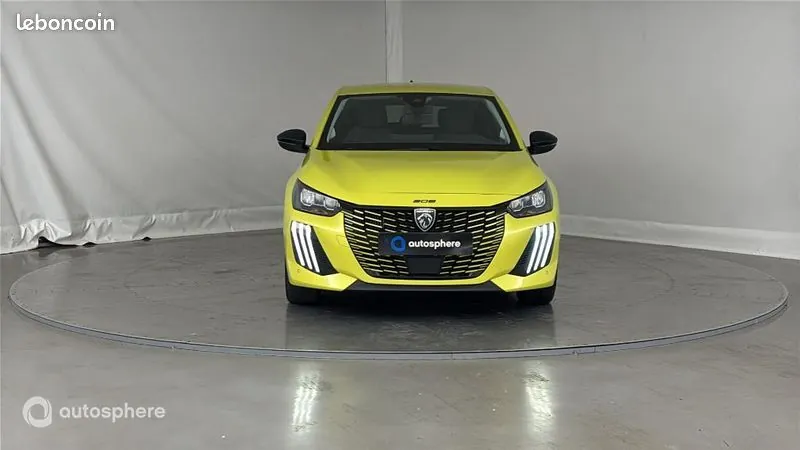Peugeot 208 2024 photo 2