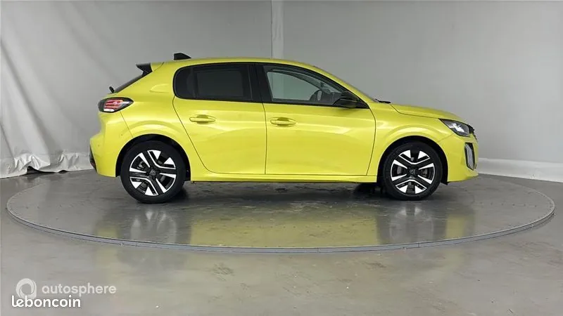 Peugeot 208 2024 photo 4
