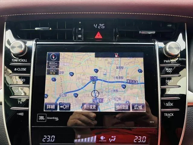 Toyota Harrier Hybrid 2014 photo 4