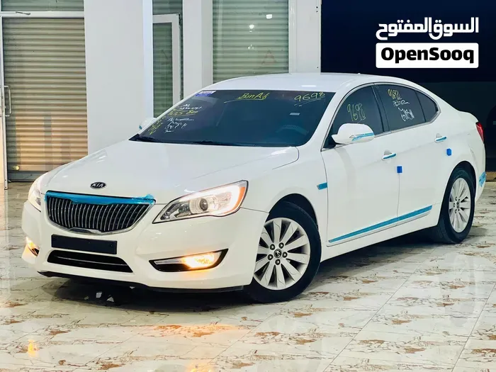 Kia Cadenza 2012 photo 2