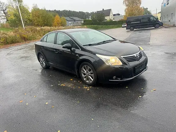 Toyota Avensis 2010 photo 4