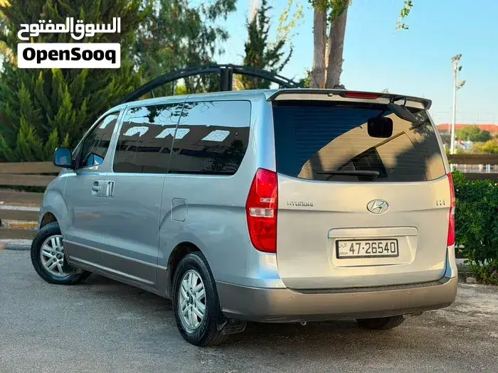 Hyundai H1 2018 photo 3