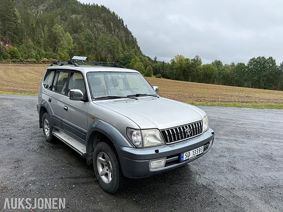 Toyota Land Cruiser 2002 photo 3