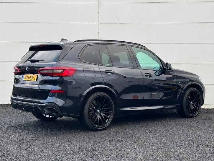 BMW X5 2019 photo 2