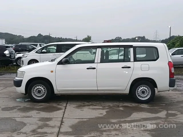 Toyota Probox Van 2014 photo 4