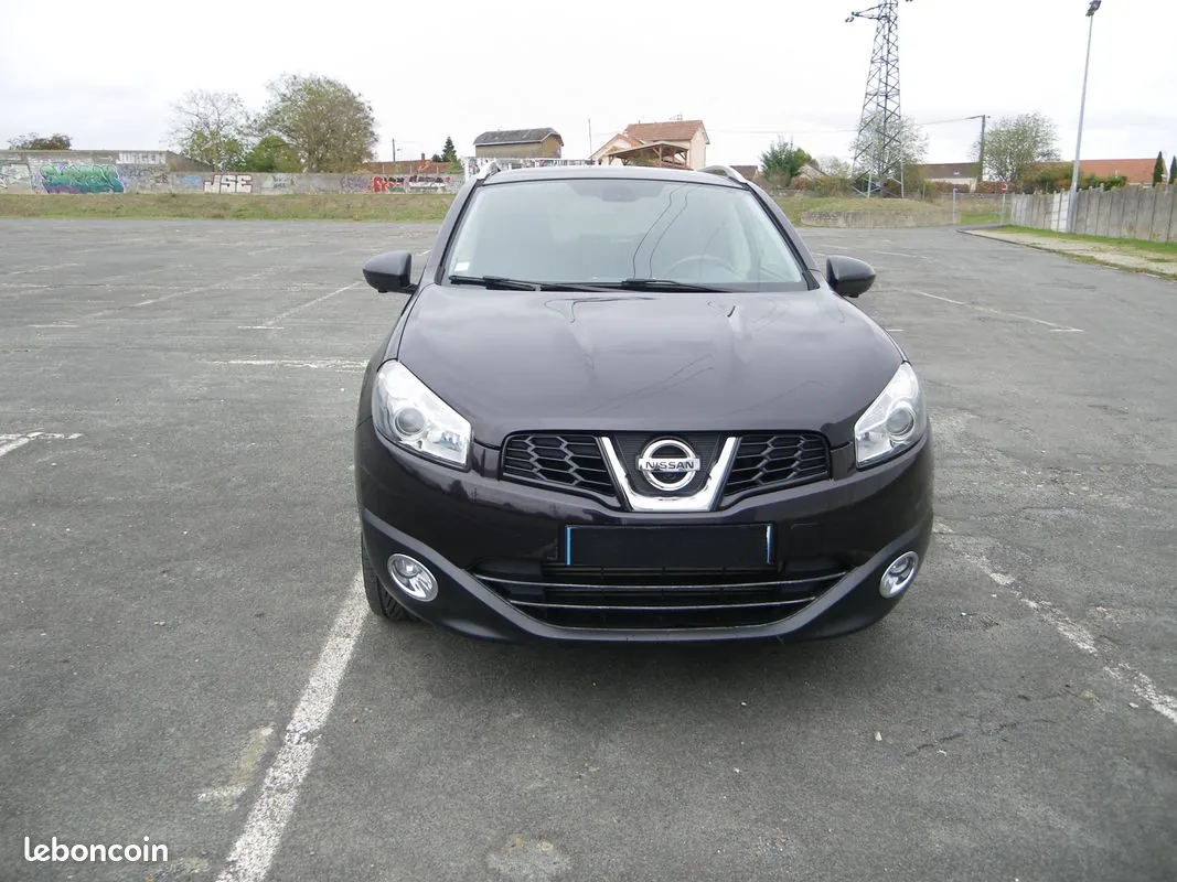 Nissan Qashqai 2013 photo 2
