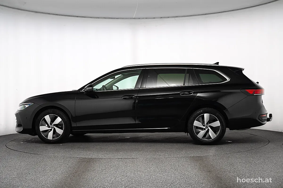 Volkswagen Passat 2025 photo 3