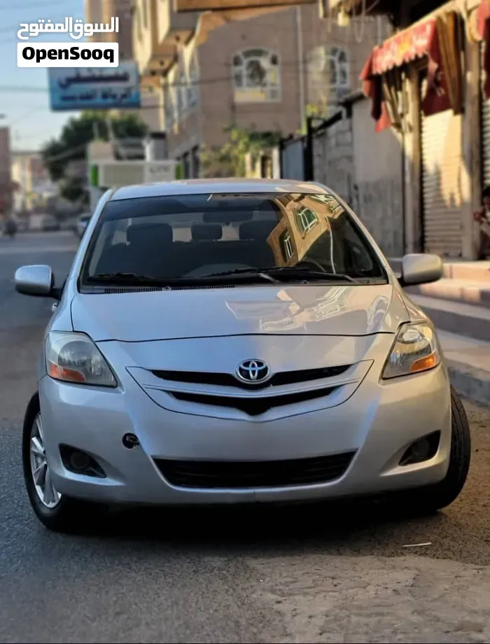 Toyota Yaris 2008 photo 2