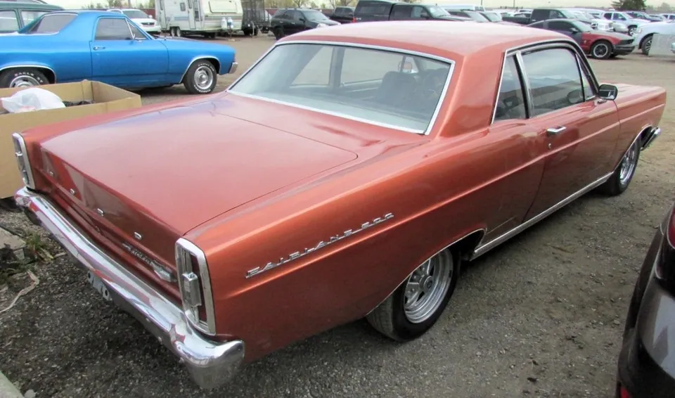 Ford Fairlane 1966 photo 4