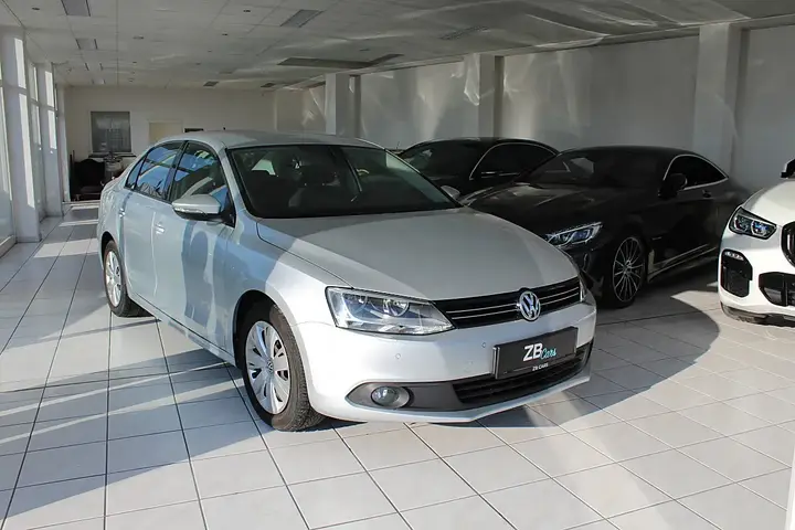 Volkswagen Jetta 2011 photo 3