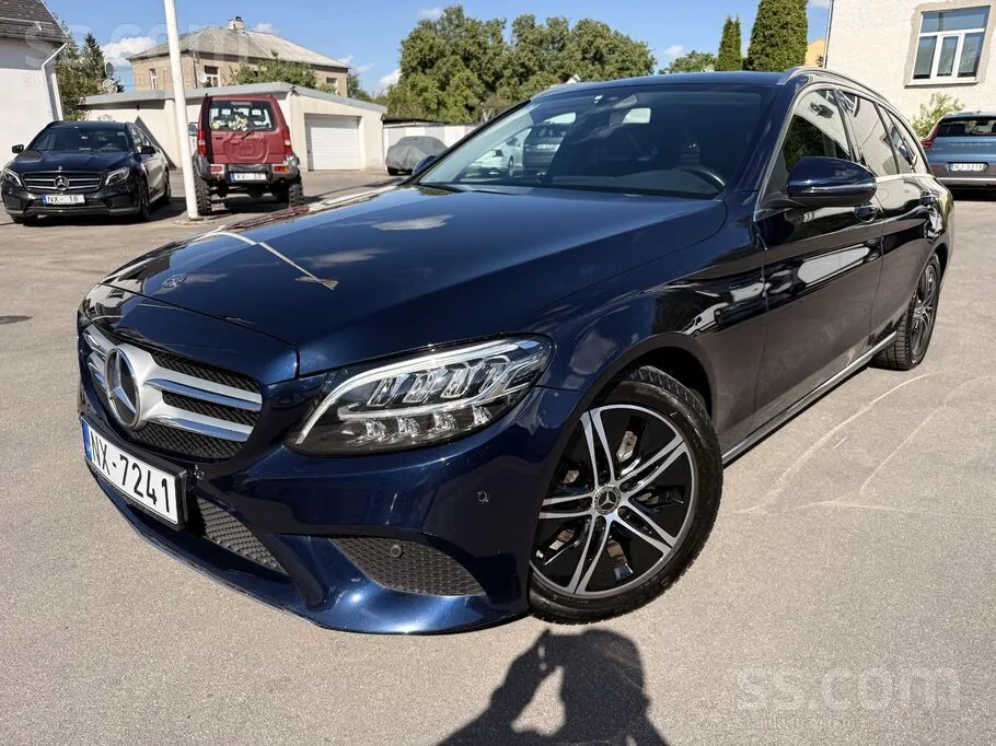 Mercedes-Benz C180