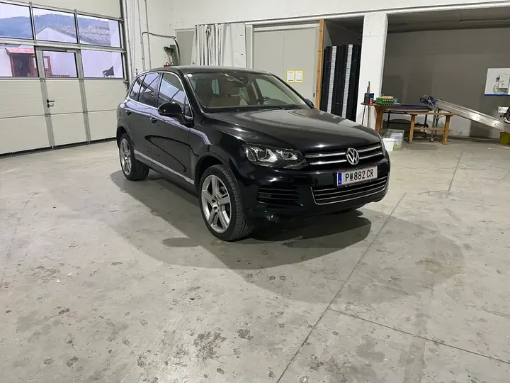 Volkswagen Touareg 2011 photo 3