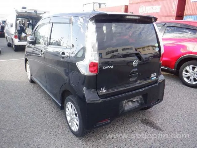 Nissan Dayz Highway Star X 2013 photo 3