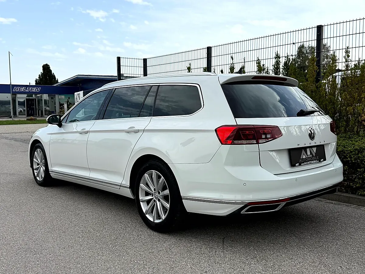 Volkswagen Passat 2020 photo 2