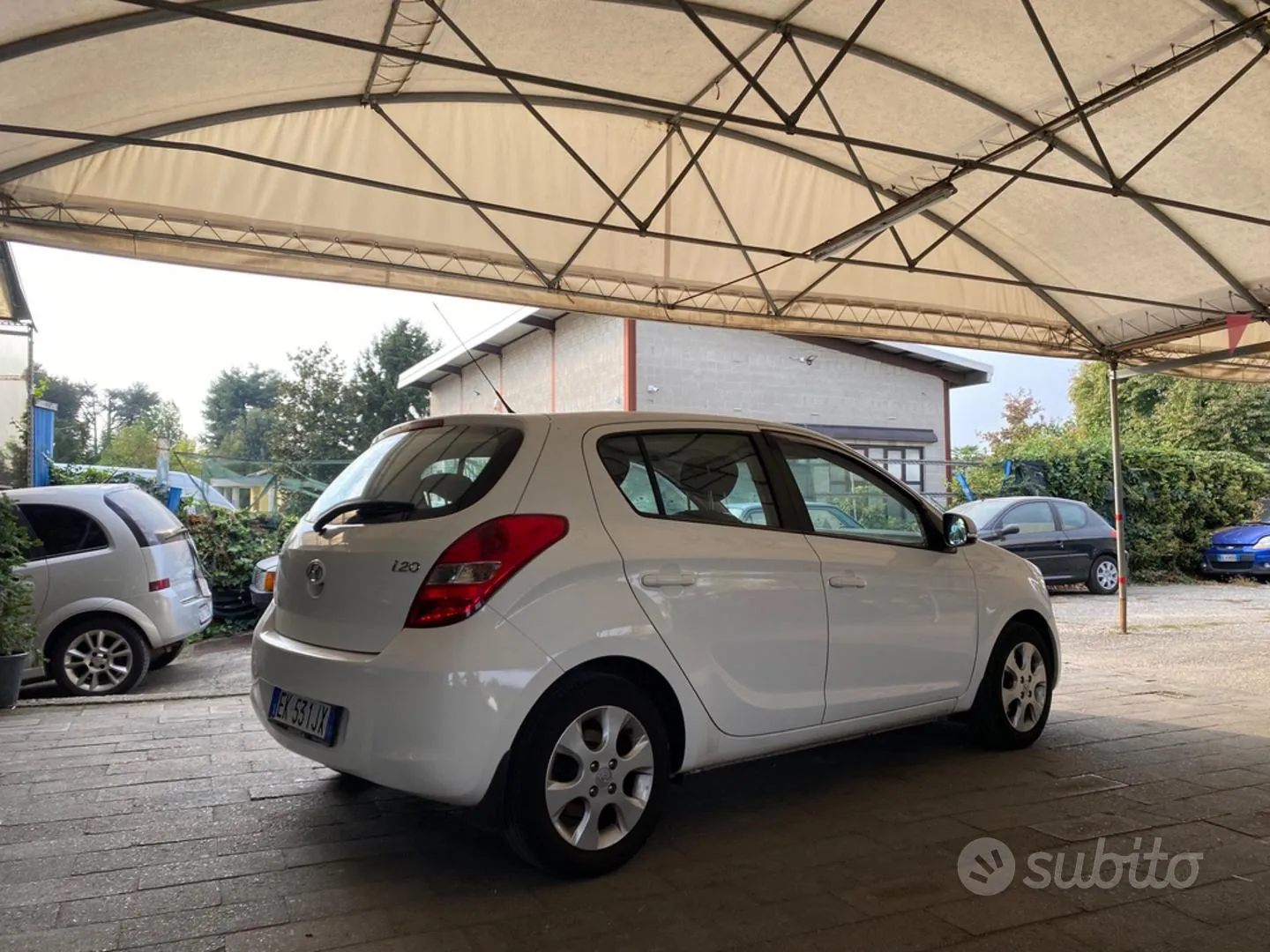 Hyundai I20 2011 photo 3