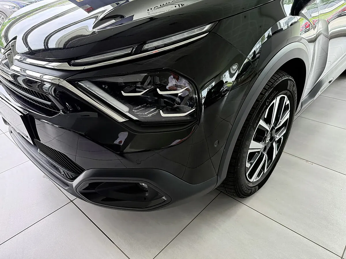 Citroen C4 2023 photo 2