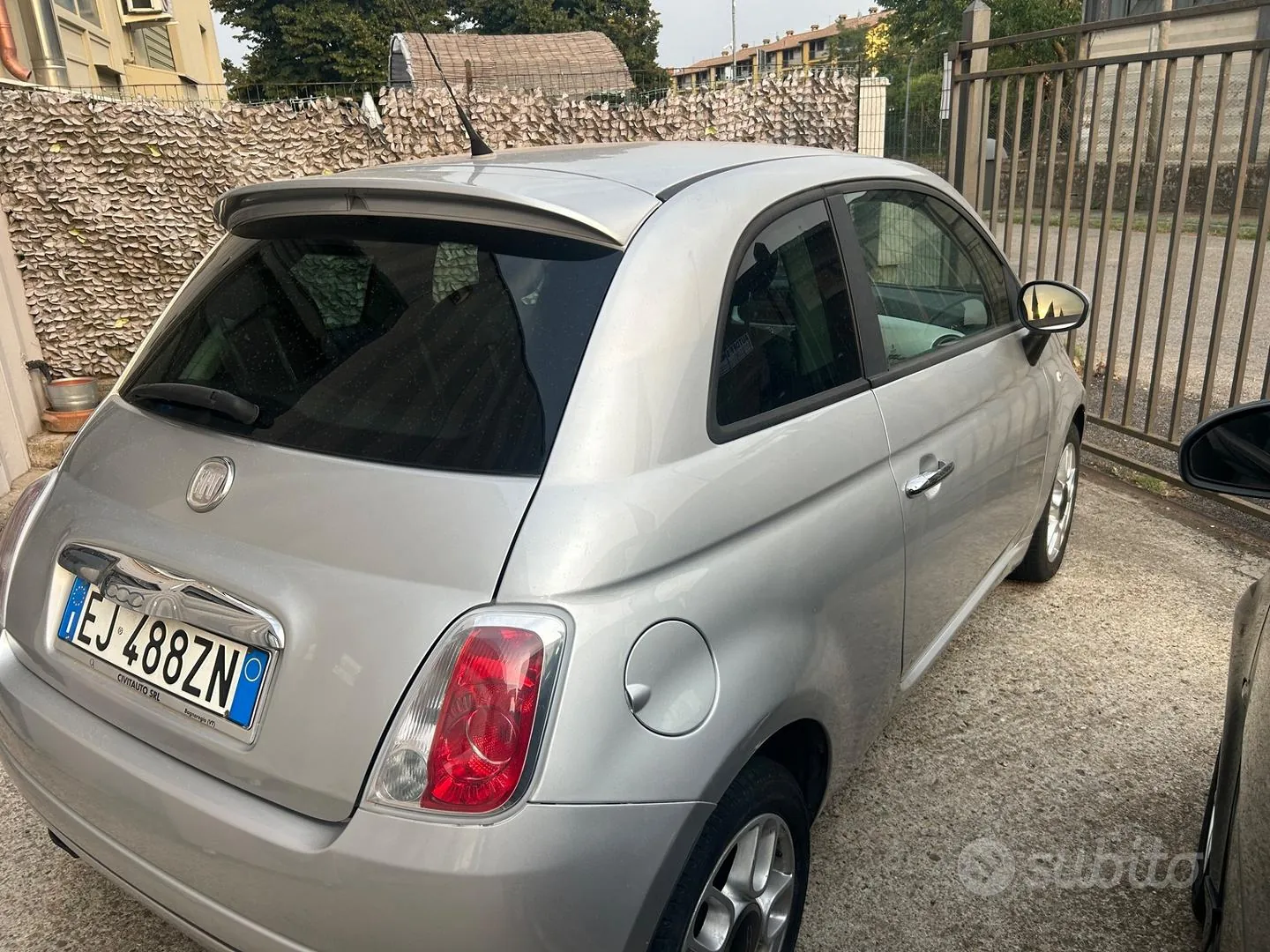 Fiat 500 2011 photo 4