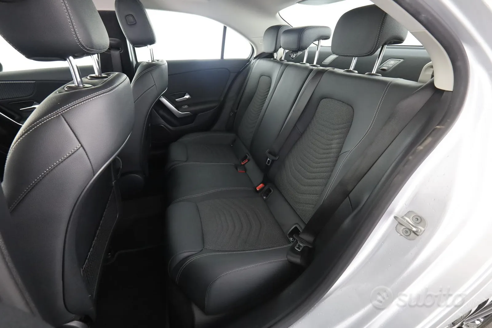 Mercedes-Benz A 2023 photo 3