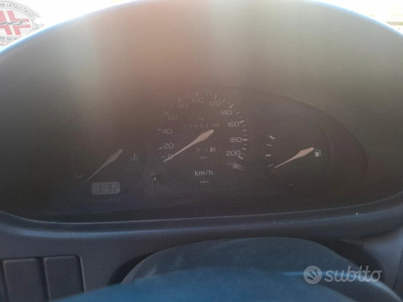 Nissan Micra 1997 photo 5