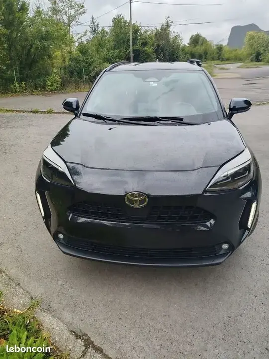 Toyota Yaris Cross 2024 photo 3