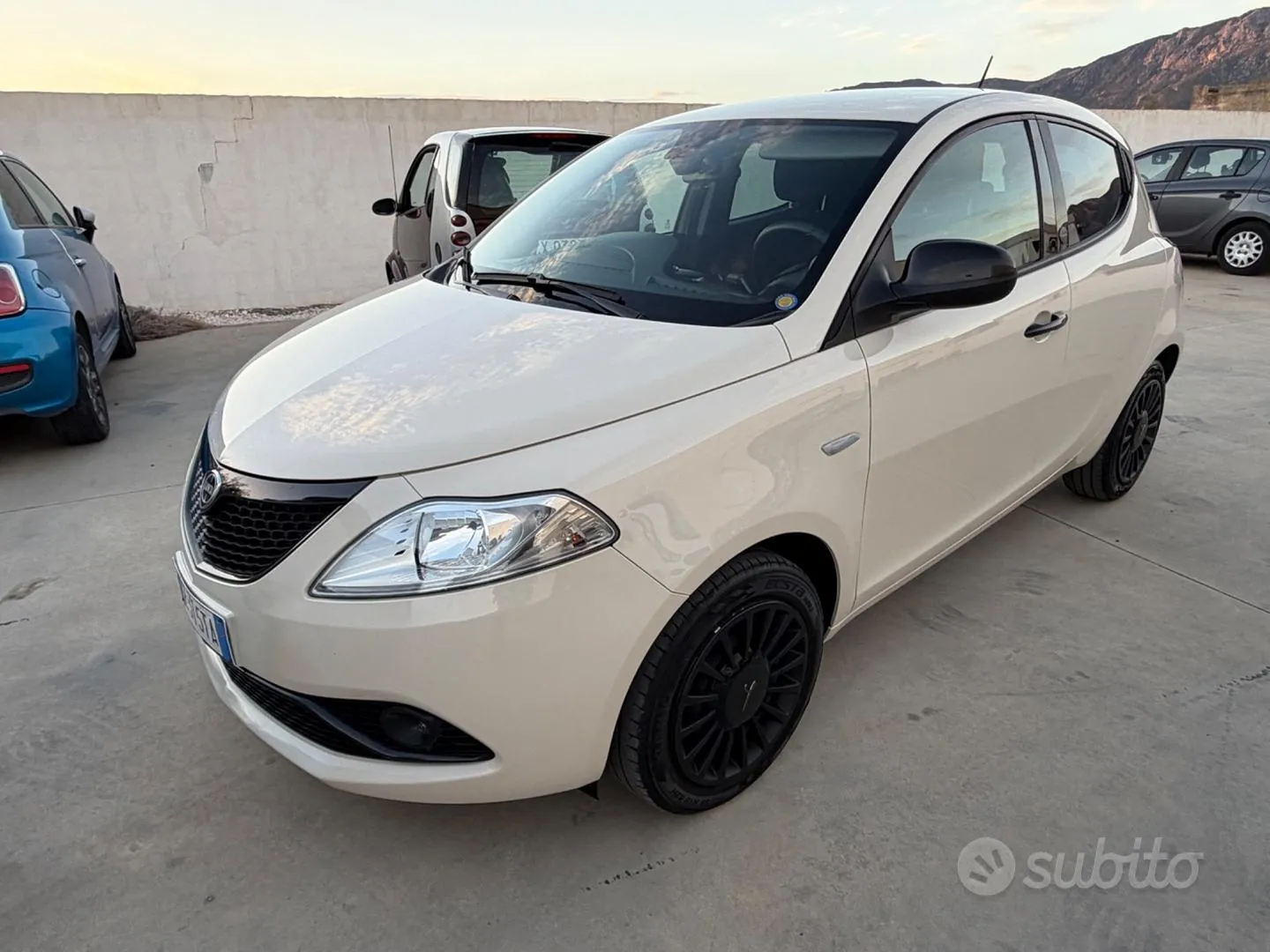 Lancia Ypsilon