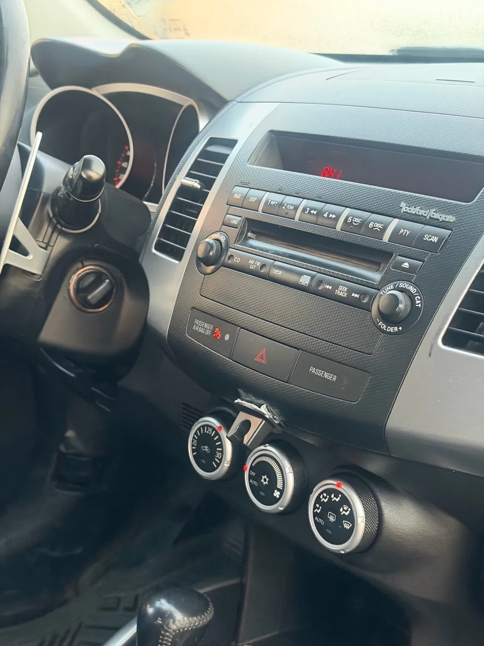 Mitsubishi Outlander 2007 photo 5