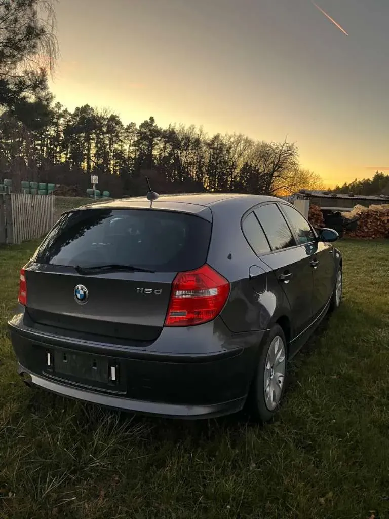 BMW 1 Series 2008 photo 3