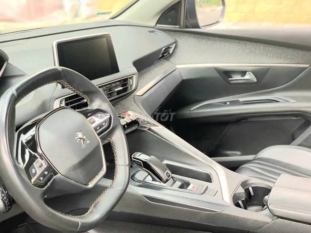 Peugeot 5008 2020 photo 5